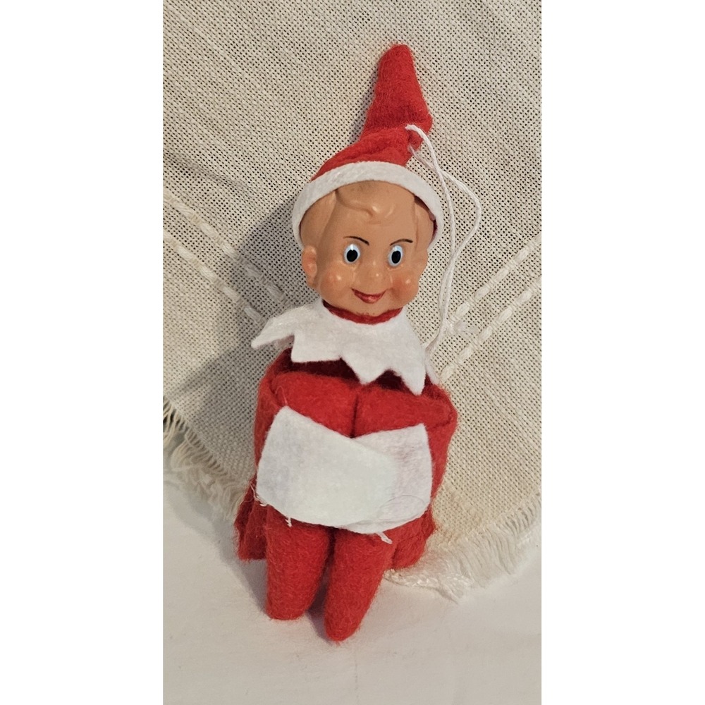 Vintage Christmas Elf Knee Hug Red/White Ornament 3.5"x1.5"